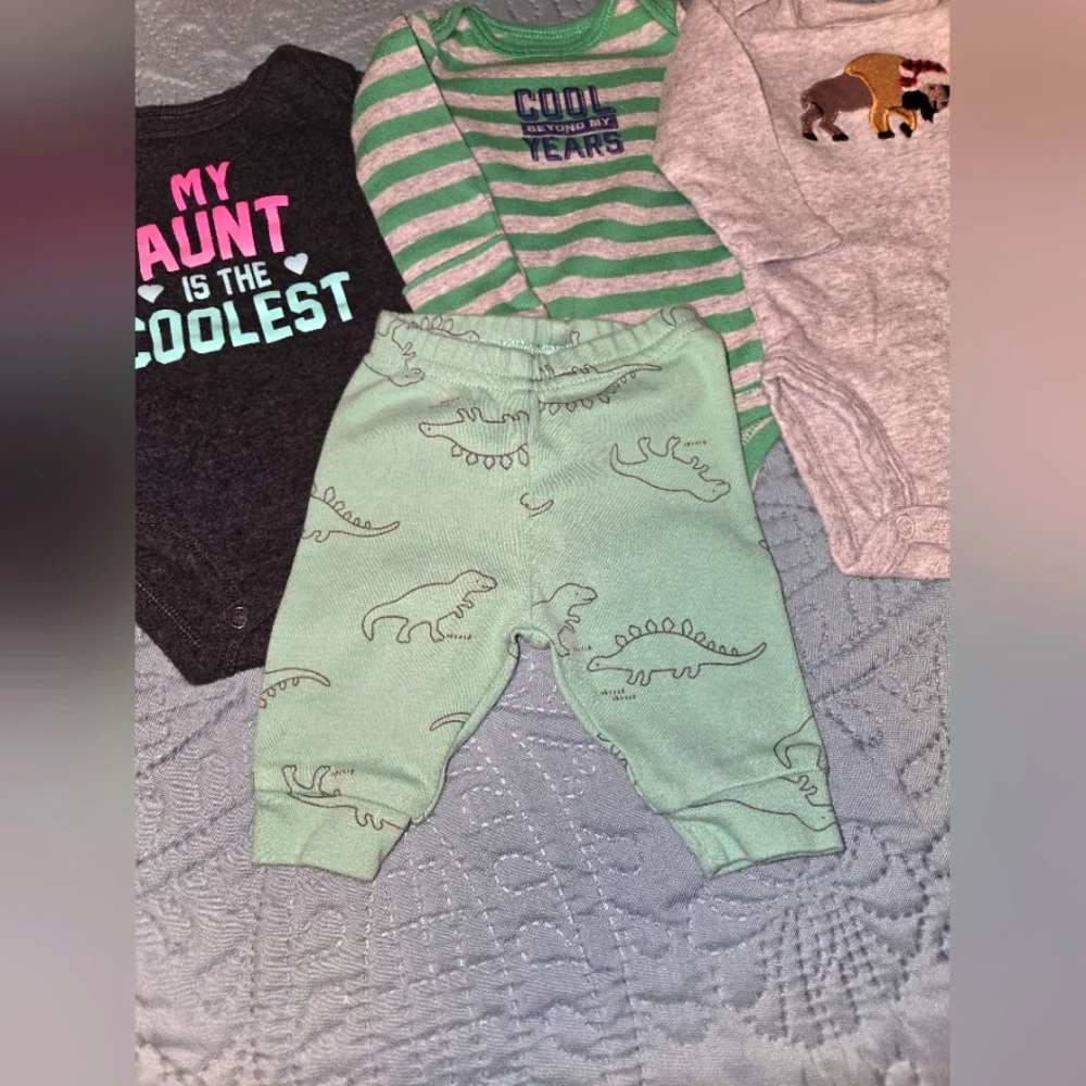Carter's NB Boy's Bundle 4pcs